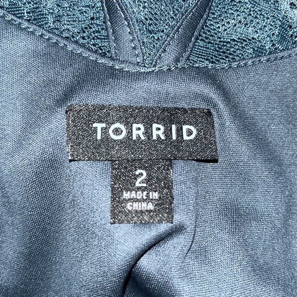 TORRID LACE TIERED MOCK NECK - Picture 3 of 3